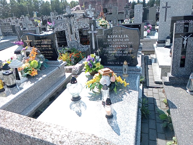 Grób Bronisław Kowalik