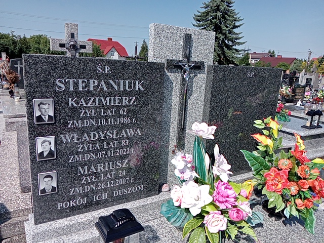 Mariusz Stepaniuk Radzyń Podlaski - Grobonet - Wyszukiwarka osób pochowanych