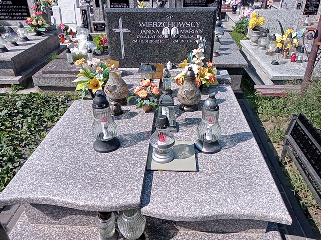 Grób Janina Wierzchowska