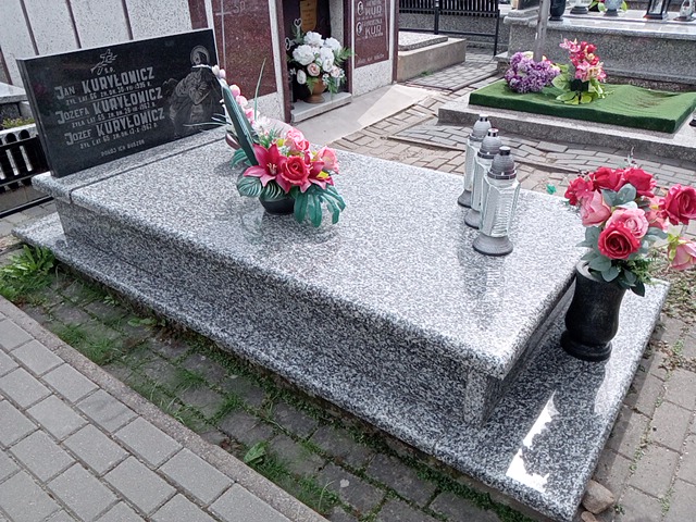 Grób Józefa Kuryłowicz