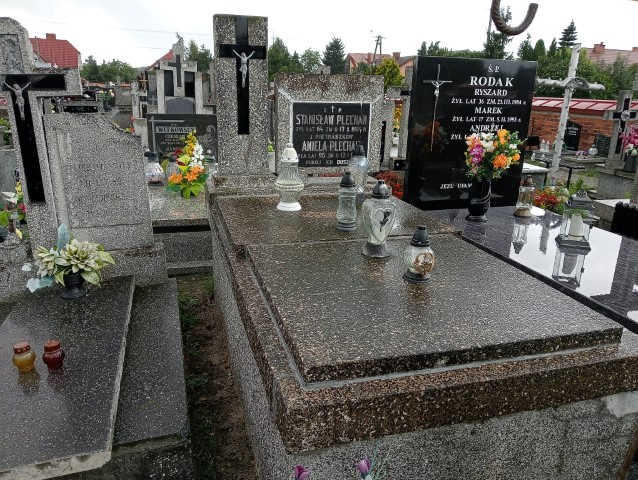 Grób Aniela Plechan