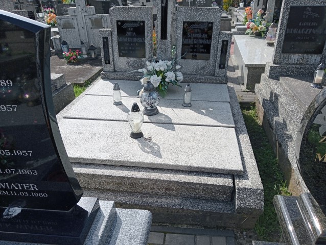 Grób Stanisław Niewęgłowski